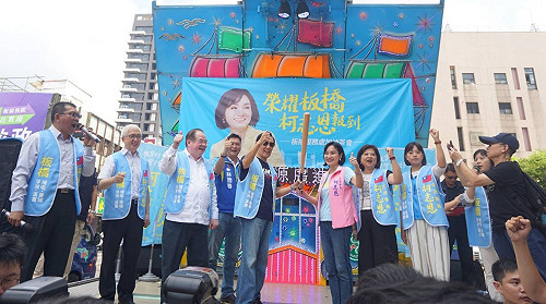 柯志恩辦加油茶會 馬英九為韓國瑜造勢場催人氣