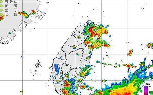 大雨特報範圍擴大　這15縣市要注意雷擊及強陣風