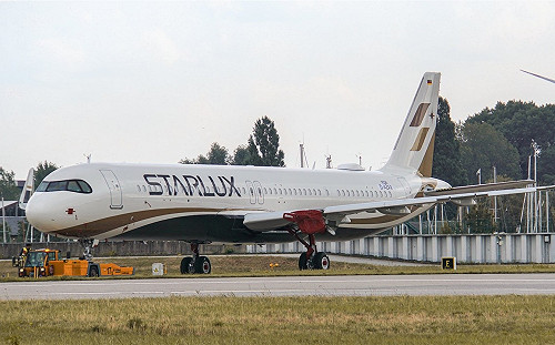 星宇航空A321neo全機彩繪塗裝首露面 「北極星」將耀眼星空