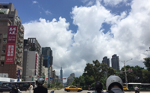 出門帶薄外套！北部、東北部天氣轉涼