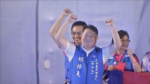 韓營裂解綠營！邱烽堯高喊「下架蔡英文」