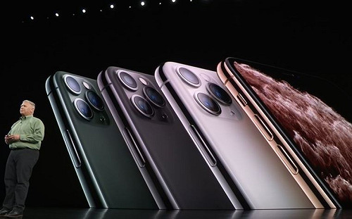 iPhone 11明正式開賣  電信業祭出排隊優惠搶果粉