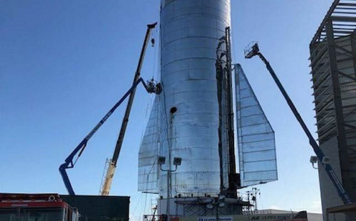 SpaceX執行長曬最新火箭  月底將舉行發表會