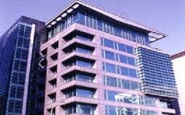 太平洋光電掏空案 調查局押解繆竹怡返台歸案