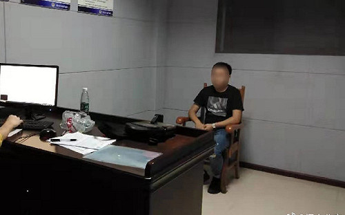 網路批評國慶閱兵「沒啥好看」 兩名中國男子遭逮