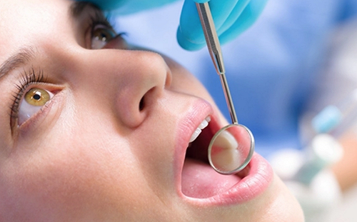 快看看你也是嗎？醫生點評四種人要牙齒矯正！