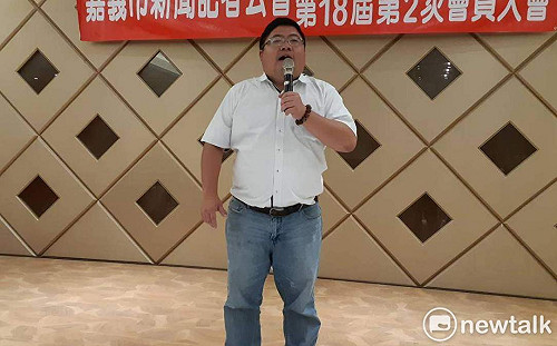 北市販賣機之亂》蔡易餘與黨唱反調：我們不應該陷入這議題