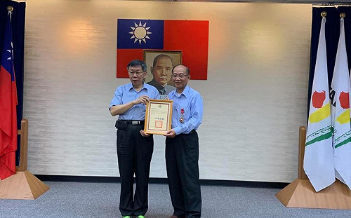 張哲揚轉任民眾黨秘書長　進駐黨辦大驚：柯Ｐ怎開新公司讓他玩？