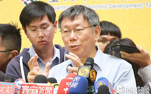 西藏喇嘛自焚給中共帶來困擾？柯文哲只承認「用字不精確」