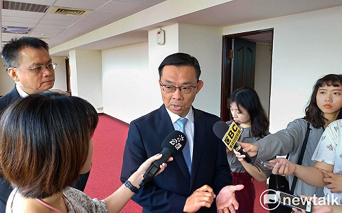 邀9家美食外送業者座談 勞動部：讓派單合理化、強制加保