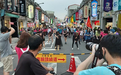 斗六太平老街大搞鬼怪嘉年華 封街舉辦萬聖節「小丑視界」