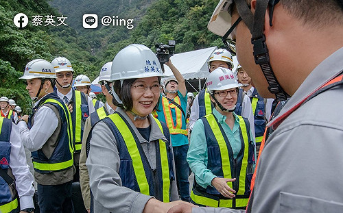 蔡英文臉書宣布：蘇花改明年1月5日將會「如期全線通車」！