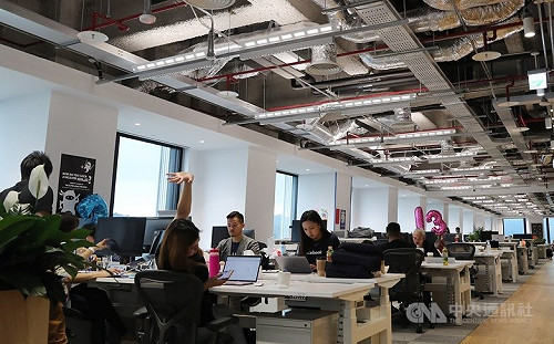 不只日本微軟 全球企業紛紛試辦做4休3