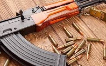 慶AK-47設計者百歲冥誕 俄羅斯竟讓學童組裝步槍