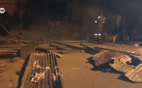 總統被逼下台  玻利維亞沒大人徹夜縱火搶劫不安寧