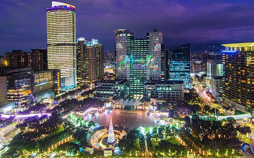 燈串點亮璀璨魔法森林！新北耶誕城燈光試映今晚登場