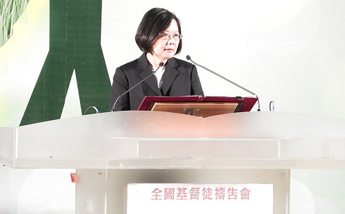 出席全國禱告會 蔡英文：一起實踐公義，守護台灣