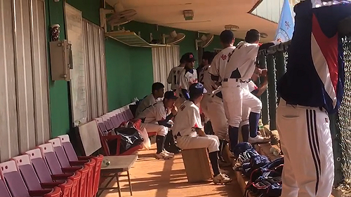 關懷盃／被棒球耽誤的樂團 新生青少棒用歌聲幫隊友加油