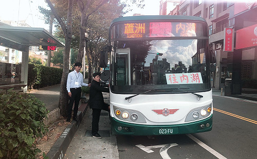 新北蘆洲─內湖、湯泉─崇光女中跳蛙公車明起上路