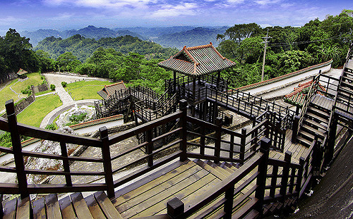 走步道、泡溫泉、啖美食！台南輕旅行2路線從身暖到心