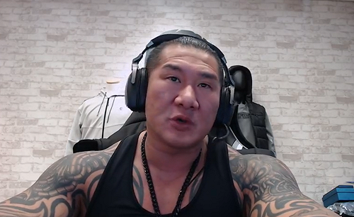 劉世芳、尹立道歉  館長：沒有關係啦！