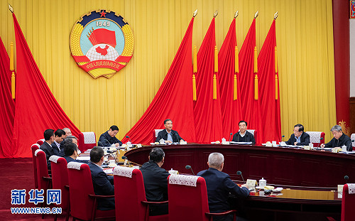 政協委員提「學校讀繁體字」中國教育部：文字並不完全等同於文化