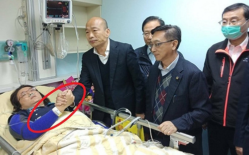 陳玉珍「手夾傷」躺重症病房   台大醫師嘆：急診是選情告急  重症是因權位比較重
