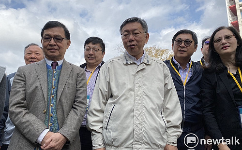 郭董臉書賀親民黨競總成立、郭柯玩完?柯:典型興風作浪