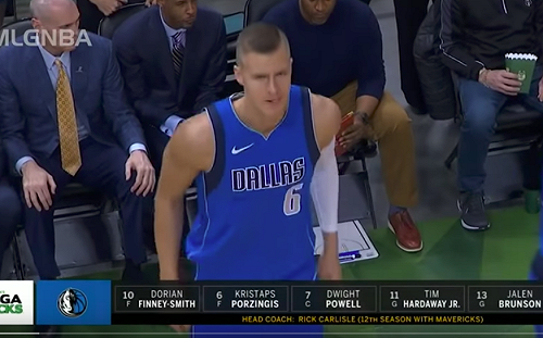 NBA／少了東契奇沒問題！獨行俠爆冷擊敗公鹿斷18連勝(影)