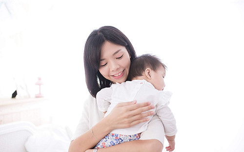 孕婦重返職場成困境  洪慈庸：會繼續為下一代努力