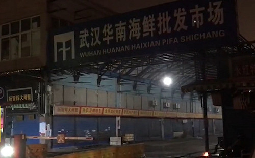 武漢肺炎疫情疑遭隱瞞  陸網友指患者多到躺地上