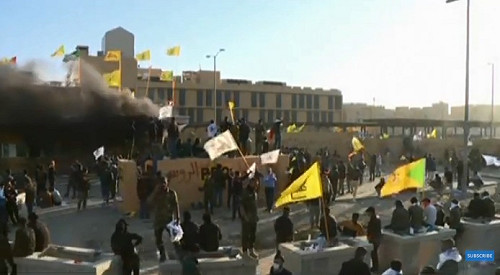 （影）伊拉克群眾攻擊美大使館報復空襲  使館人員急撤離