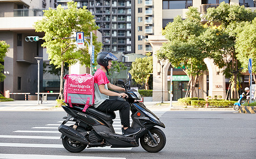 台南熊貓超市出包 標籤錯誤商品1折賣 拒發貨大批外送員在外乾等