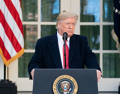 武漢肺炎重創美國 近2/3民眾指川普抗疫動作太慢