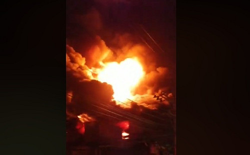 (影)三峽不織布工廠暗夜惡火 延燒5廠房估2000坪