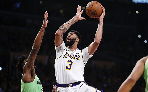 NBA／戴維斯拒絕湖人頂薪續約　傾向今夏成為自由球員