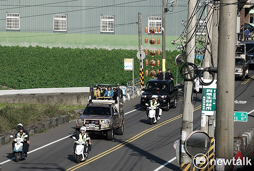 盧秀燕市政行程帶楊瓊瓔進校園 洪慈庸質疑行政不中立