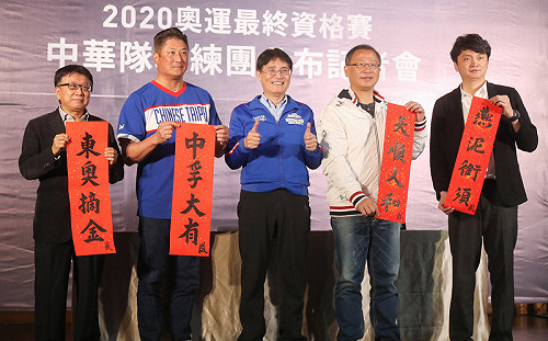 6搶1洪一中點頭接教頭 多方合力說服