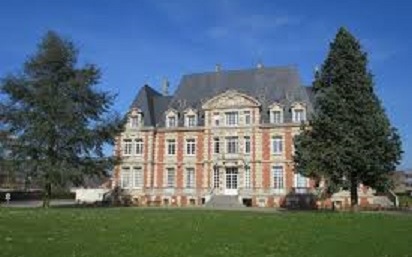 法國高等商校性歧視醜聞 數百校友連署籲正視