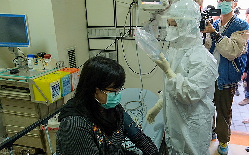 武漢肺炎》台灣出現首例確診  高醫第一時間展開防疫演練