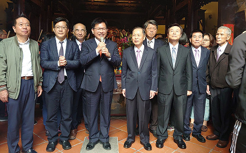 大年初一萬和宮萬頭攢動  林佳龍：萬和宮最有過年味