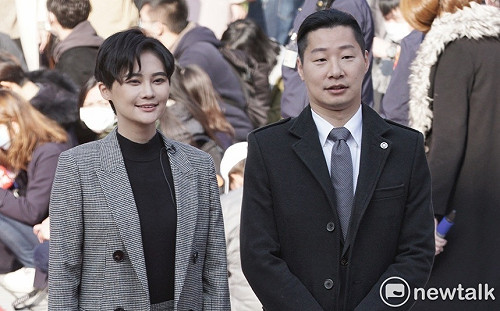 好吸睛！賴品妤帥氣短髮+林昶佐飄逸長髮走紅毯