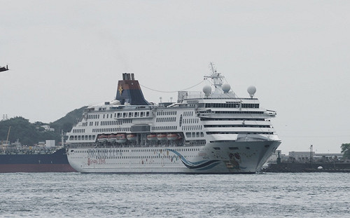 現場直擊》寶瓶星號已返抵基隆港 防疫人員將登船檢疫