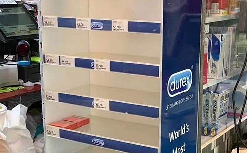 武漢肺炎》新加坡發橘色警戒掀搶購潮 連保險套也缺貨