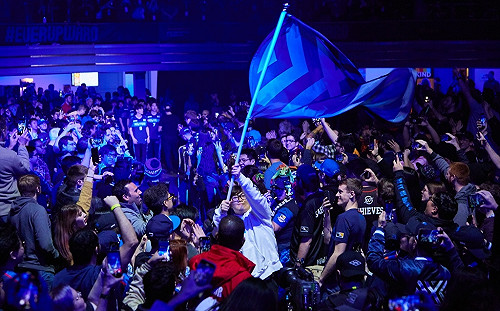 《鬥陣特攻》OWL聯賽新賽季開打 紐約、達拉斯主場座無虛席