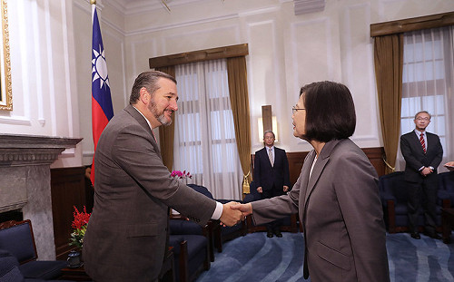 美友台參議員祝賀雙十國慶 籲美國鬆綁對台交往限制