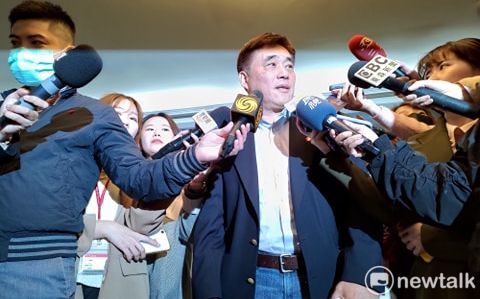 控民進黨黑韓、不防疫  郝龍斌喊話：現在停止罷韓