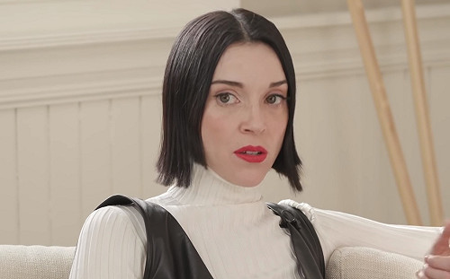 （影）《薩爾達傳說：曠野之息》太好玩！獨立搖滾女神St. Vencent砸300小時沉迷其中