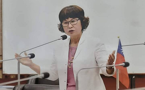 高市府未禁公務員出國 綠議員：韓國瑜怎麼可以獨落人後？