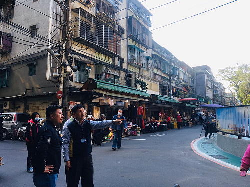 新北議員張志豪照顧學弟妹  積穗國小通學巷完成交安改善